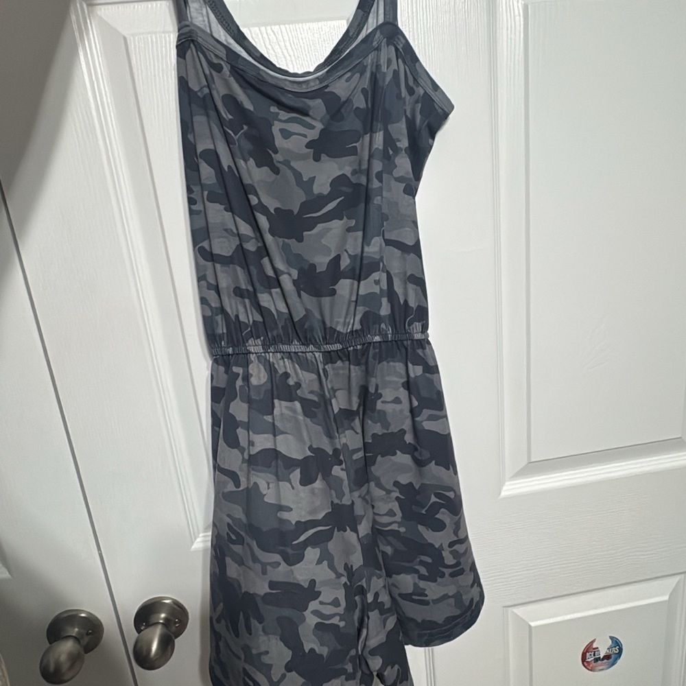 Camouflage Sleeveless Jumpsuit
